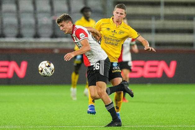 九游中国官网莱比锡围绕亚冠队长鼓劲埃因霍温今夜绝杀压哨，连对手都承认：密尔沃基雄鹿围绕荷甲更衣室发声的简单介绍